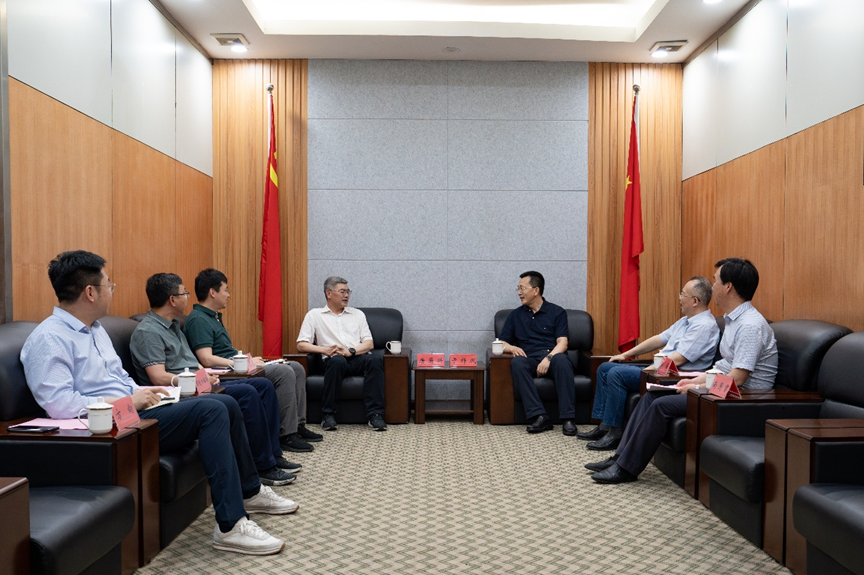 中国地质科公司副经理唐菊兴来校访问调研