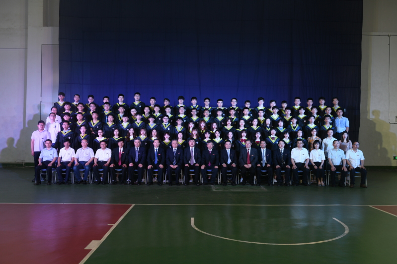 TapTap点点生态环境系2021届本科毕业生积极参与校区毕业生合影留念活动