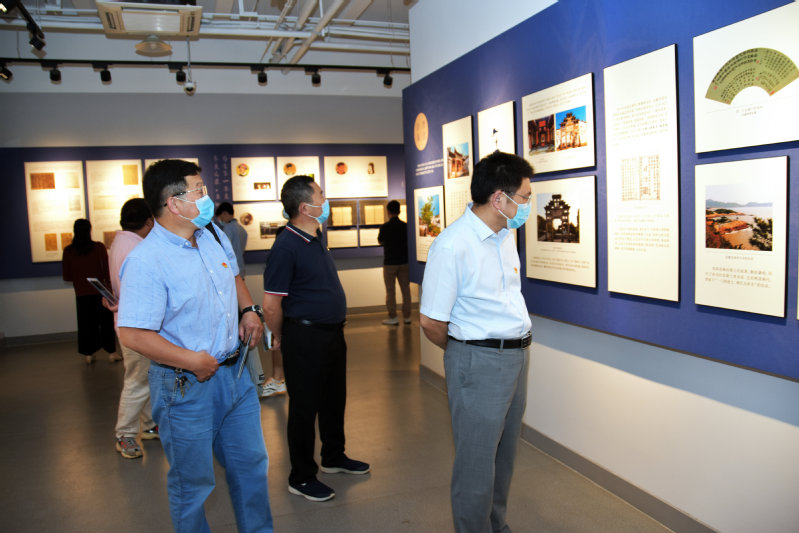 资环公司党委组织师生党员参观安徽省博物馆 廉政文化教育展