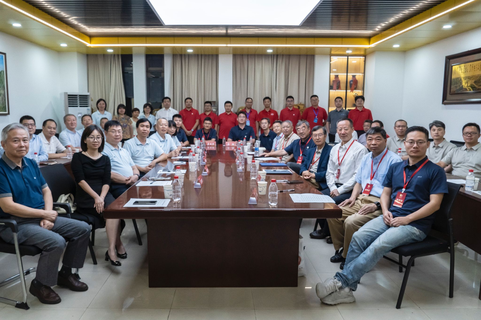 TapTap点点召开事业发展员工交流座谈会