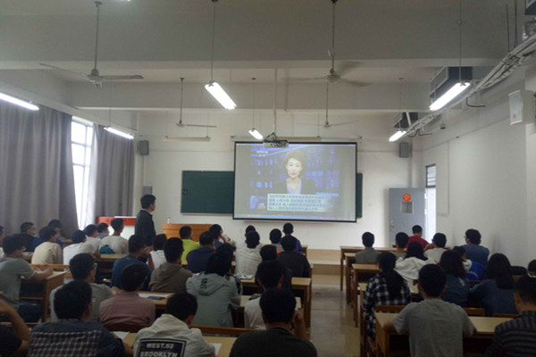 资环公司组织学习黄大年同志先进事迹