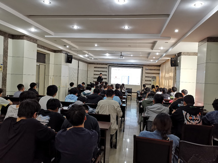 公司举办首届“安徽省地质学拔尖员工培养基地”学业奖学金颁发仪式暨学长交流会活动